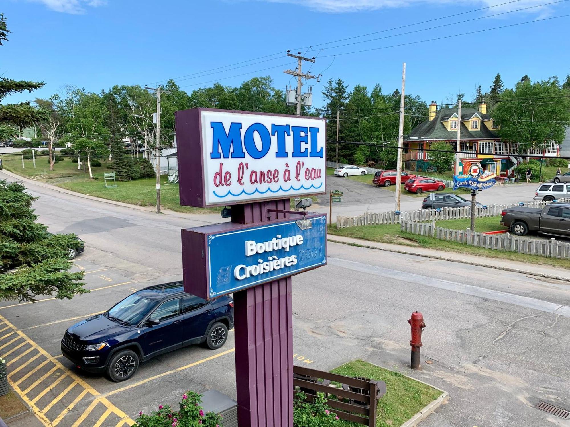 Motel De L'Anse A L'Eau Tadoussac Luaran gambar