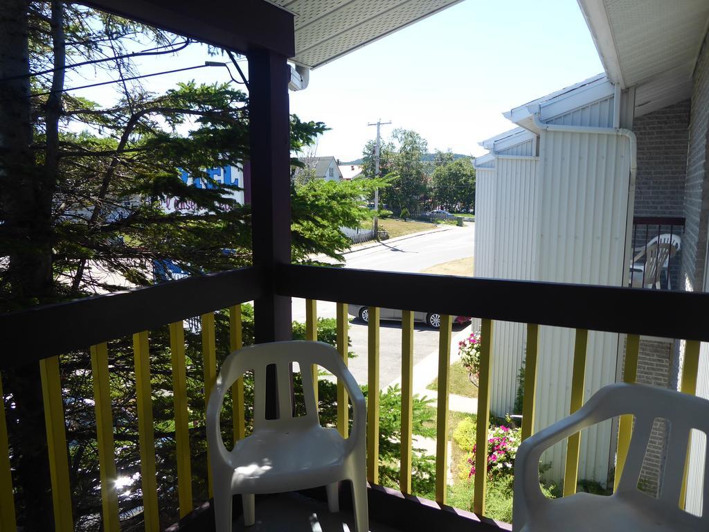 Motel De L'Anse A L'Eau Tadoussac Bilik gambar